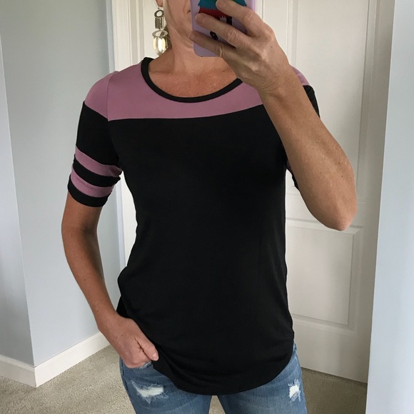 Black & Mauve Baseball Style Top - Picture 4 of 4